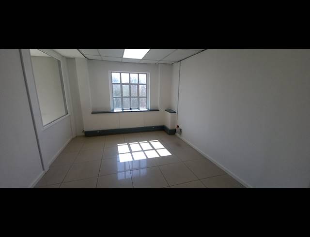 338M² OFFICE TO LET IN BRYANSTON